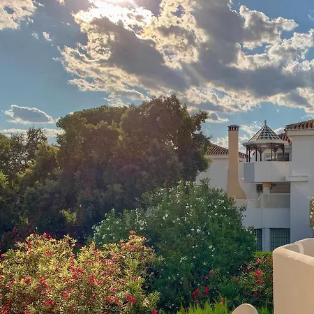 Luxury Apartm Brand Newswimming Poolgolf Μαρμπέλλα