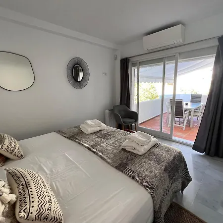 Luxury Apartm Brand Newswimming Poolgolf *