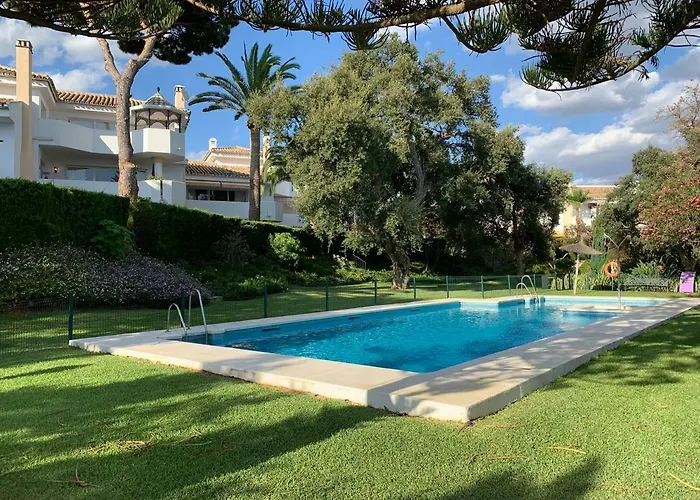 Luxury Apartm Brand Newswimming Poolgolf *