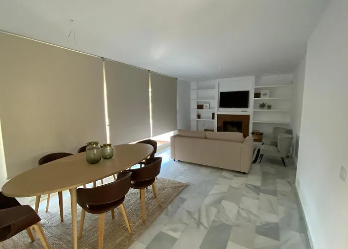 Apartment Luxury Apartm Brand Newswimming Poolgolf