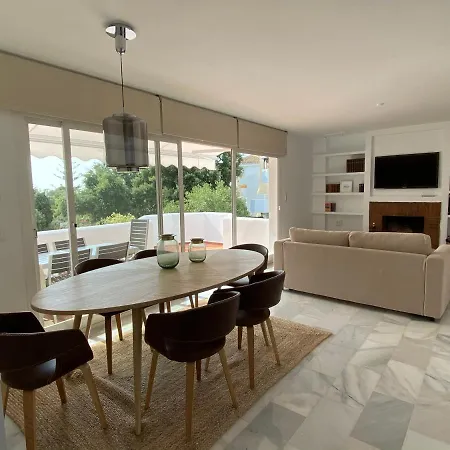 Luxury Apartm Brand Newswimming Poolgolf